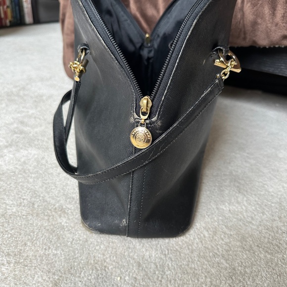 Authentic YURIE NITANI Black Leather Shoulder Bag - Picture 7 of 12